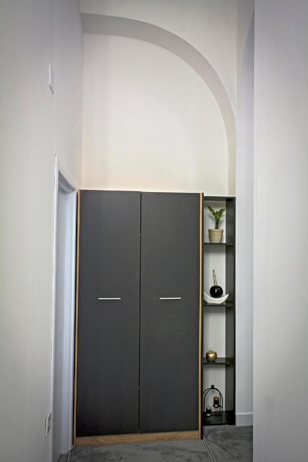 Magnolija Apartments Μπίτολα Εξωτερικό φωτογραφία